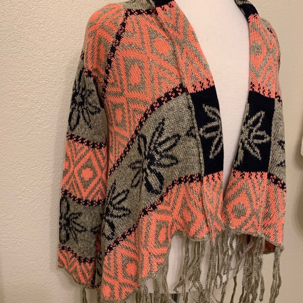 BoHo Long Sleeve Sweater Wrap/ Tangerine Gray and Black with 5” Fringe S/M